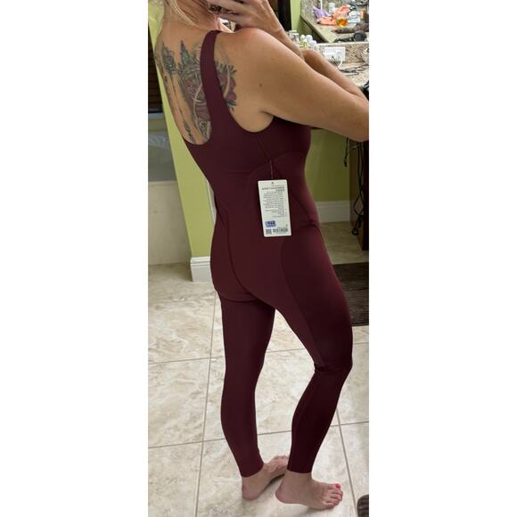 Lululemon Medium Align ribbed bodysuit Ribbed Nulux Skiing jumpsuit NWT Wine Red - Picture 3 of 6